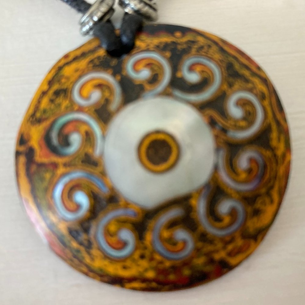 necklace with adjustable cord